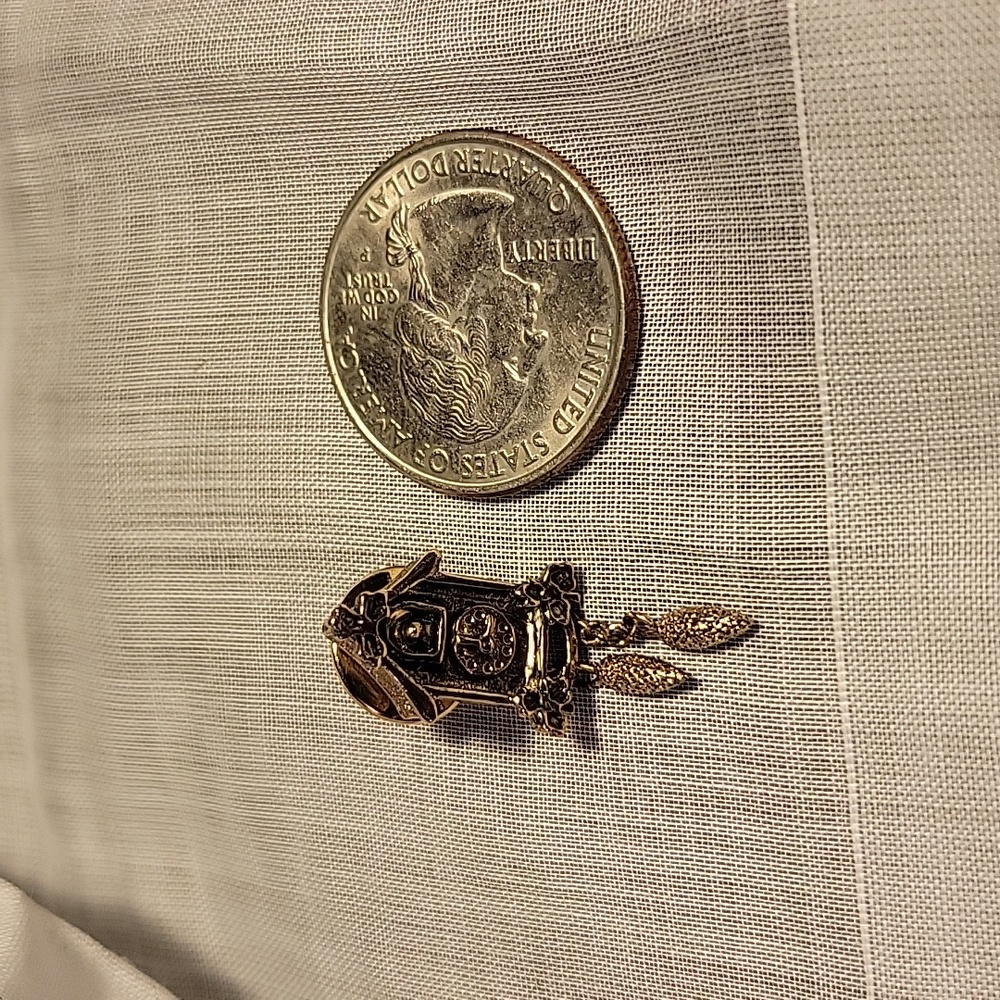 Vintage Avon Cute Cuckoo Pin - Picture 5 of 10